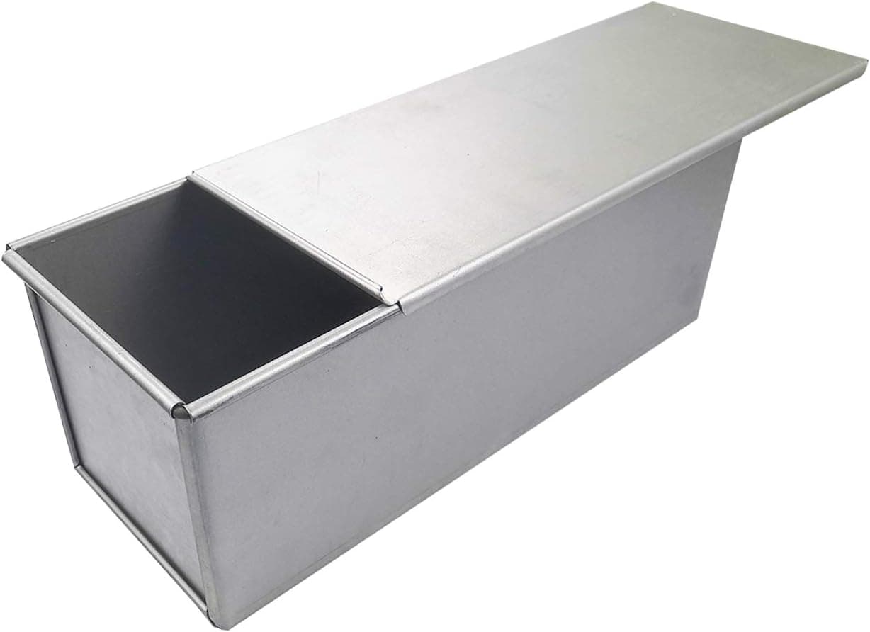 Chris.W Pullman Loaf Pan with Lid, 1.65Lb Dough Capacity Non-stick Rectangle Flat Toast Box for Oven Baking, Silver, 750G